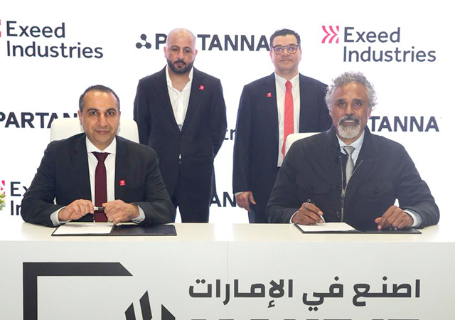 Mohammad Alameer, Group CEO at Exeed Industries (left), and Rick Fox, CEO of Partanna, sign the MoU.